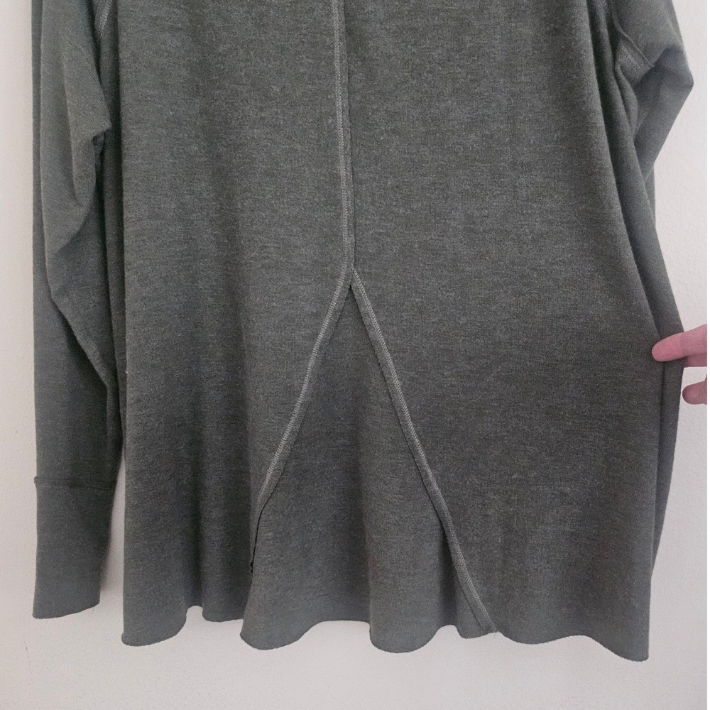 Michael Stars Treasure Brushed Jersey Tunic Top 2X Olive Thumbholes Cozy Earthy - Picture 9 of 12